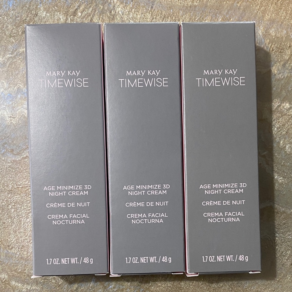 Mary Kay Age Minimize Night Cream for Combinati to Oily Skin (Bundle of 3 Items)